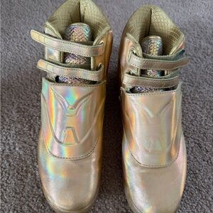 Reebok Gold Holographic women Sneakers